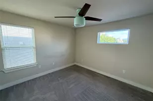 2825 Stock Dr, Austin, TX 78741 - Photo 9