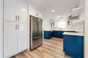 1021 E 45th St, Austin, TX 78751 - Photo 9