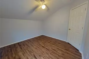 152 Dressen Dr, Kyle, TX 78640 - Photo 3