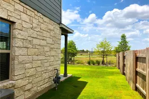 162 Andross Ln, Bastrop, TX 78602 - Photo 17
