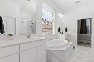 128 Lockhart Dr, Liberty Hill, TX 78642 - Photo 17