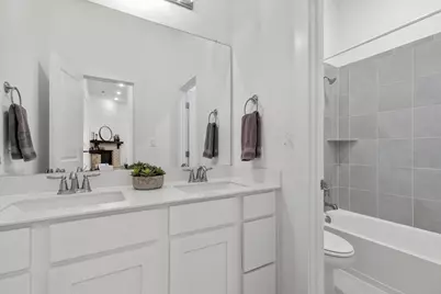 128 Lockhart Drive, Liberty Hill, TX 78642 - Photo 21