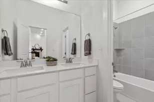 128 Lockhart Dr, Liberty Hill, TX 78642 - Photo 21