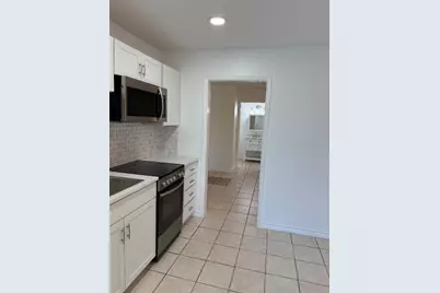 1214 Baron Hills Dr #207, Austin, TX 78704 - Photo 9