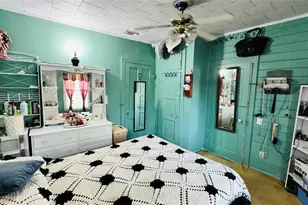 1604 S Pine St, Georgetown, TX 78626 - Photo 5