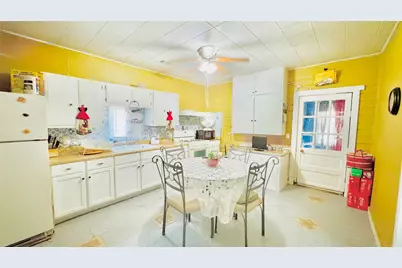 1604 S Pine Street, Georgetown, TX 78626 - Photo 11