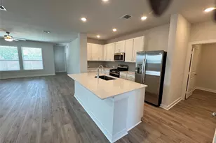 112 Corn Ln, Hutto, TX 78634 - Photo 5