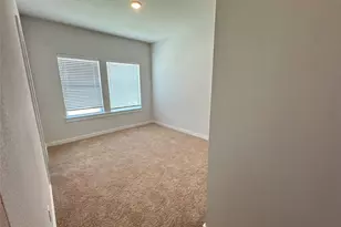 112 Corn Ln, Hutto, TX 78634 - Photo 29