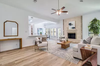 2132 Northcrest Drive, New Braunfels, TX 78130 - Photo 3