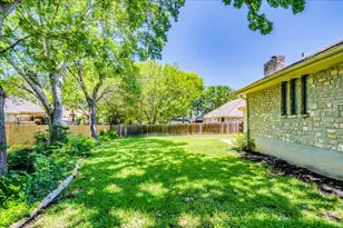 2132 Northcrest Dr, New Braunfels, TX 78130 - Photo 27
