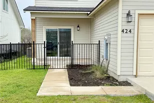 424 Stagecoach Trail, San Marcos, TX 78666 - Photo 35