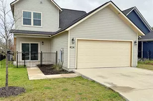 424 Stagecoach Trail, San Marcos, TX 78666 - Photo 1