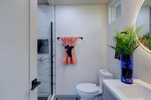 1513 Cloverleaf Dr, Austin, TX 78723 - Photo 35