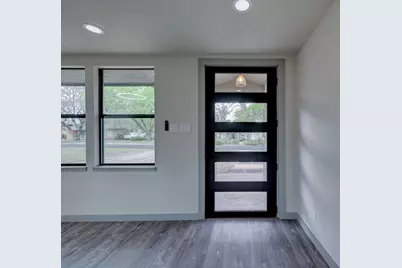 1513 Cloverleaf Drive, Austin, TX 78723 - Photo 11