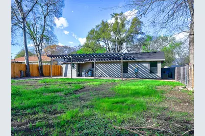 1513 Cloverleaf Drive, Austin, TX 78723 - Photo 7