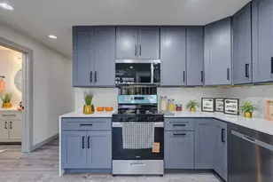 1513 Cloverleaf Dr, Austin, TX 78723 - Photo 13