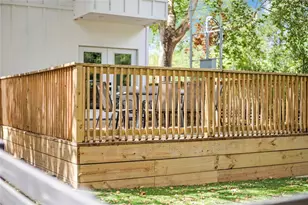 1111 W Annie St, Austin, TX 78704 - Photo 17