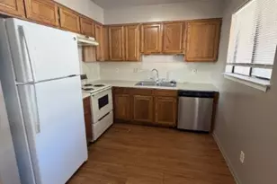 139 Elm Dr, Lockhart, TX 78644 - Photo 3