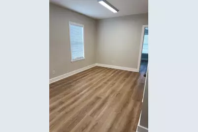 205 E Hoopes Avenue, Pflugerville, TX 78660 - Photo 9