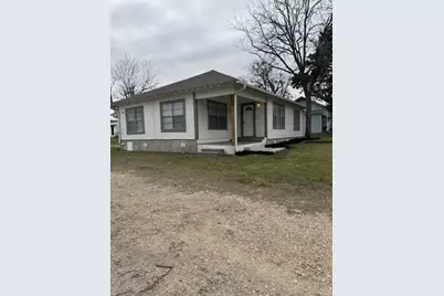 205 E Hoopes Avenue, Pflugerville, TX 78660 - Photo 3