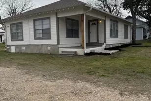 205 E Hoopes Ave, Pflugerville, TX 78660 - Photo 3