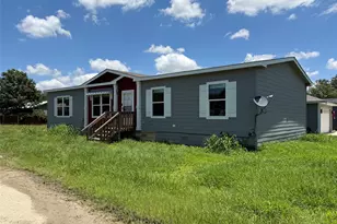 1712 17th St, Hondo, TX 78861 - Photo 17