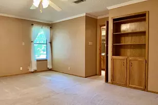 201 Oakwood Dr, Georgetown, TX 78628 - Photo 13