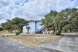 1007 Meckell Dr, Canyon Lake, TX 78133 - Photo 5