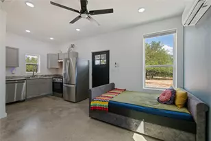 1118 Harmon Hills Rd, Dripping Springs, TX 78620 - Photo 33