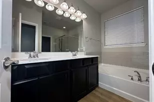 501 Duroc Dr, Hutto, TX 78634 - Photo 15
