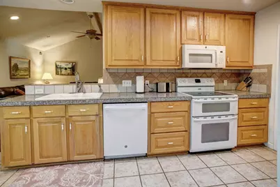 1001 Charleston Boulevard, Smithville, TX 78957 - Photo 39