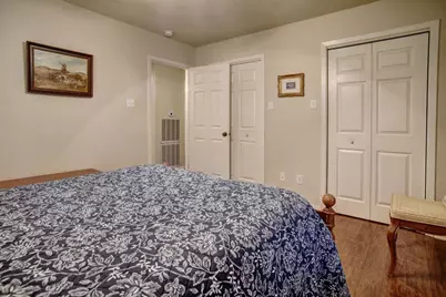 1001 Charleston Boulevard, Smithville, TX 78957 - Photo 25