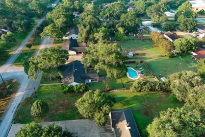 1001 Charleston Boulevard, Smithville, TX 78957 - Photo 33