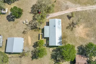 801 Live Oak Trail, Liberty Hill, TX 78642 - Photo 33