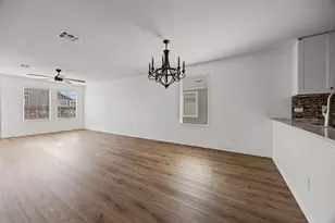 216 Hellcats Wy, Jarrell, TX 76537 - Photo 5