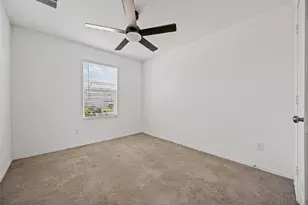 216 Hellcats Wy, Jarrell, TX 76537 - Photo 17