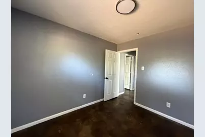 207 S Creek Street, Fredericksburg, TX 78624 - Photo 17