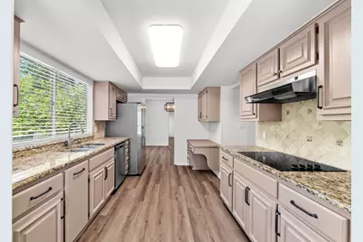 6603 Whitemarsh Valley Walk, Austin, TX 78746 - Photo 11