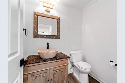 6603 Whitemarsh Valley Walk, Austin, TX 78746 - Photo 23
