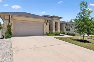 224 Sweeping Sage Ln, San Marcos, TX 78666 - Photo 5