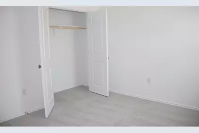 203 Donnington Drive, Hutto, TX 78634 - Photo 17