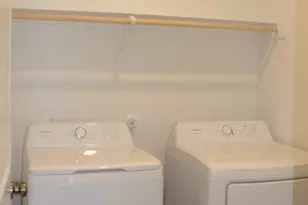 203 Donnington Dr, Hutto, TX 78634 - Photo 7