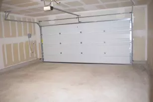 203 Donnington Dr, Hutto, TX 78634 - Photo 23