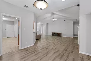 5802 Abilene Trl, Austin, TX 78749 - Photo 9