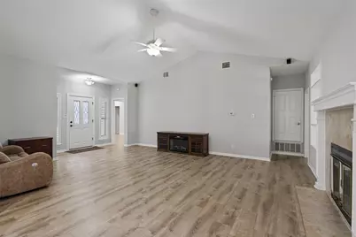 5802 Abilene Trail, Austin, TX 78749 - Photo 5