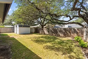 5802 Abilene Trl, Austin, TX 78749 - Photo 35