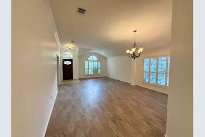 6106 Skahan Lane, Austin, TX 78739 - Photo 3