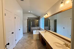 6106 Skahan Ln, Austin, TX 78739 - Photo 17