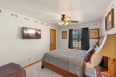 1045 Private Road 7005, Lexington, TX 78947 - Photo 17