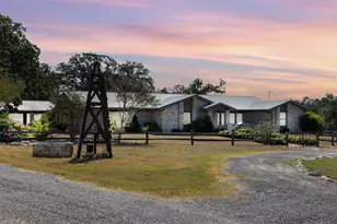 1045 Private Rd 7005, Lexington, TX 78947 - Photo 1